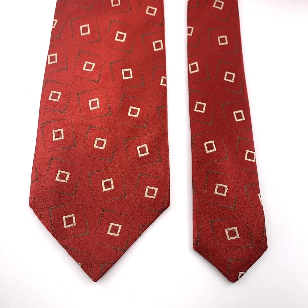 Giorgio Armani Italy‎ Mens Tie Burgundy & Taupe Geometric 100% Silk Necktie